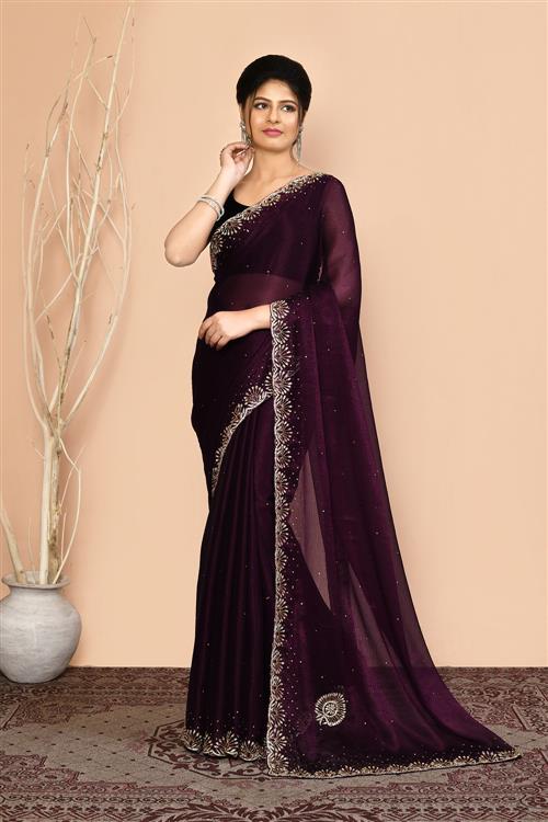 https://media.vinhemfashion.com/Images/FancytouchVol1VLS08PD4J8XL2ZF/image/designer